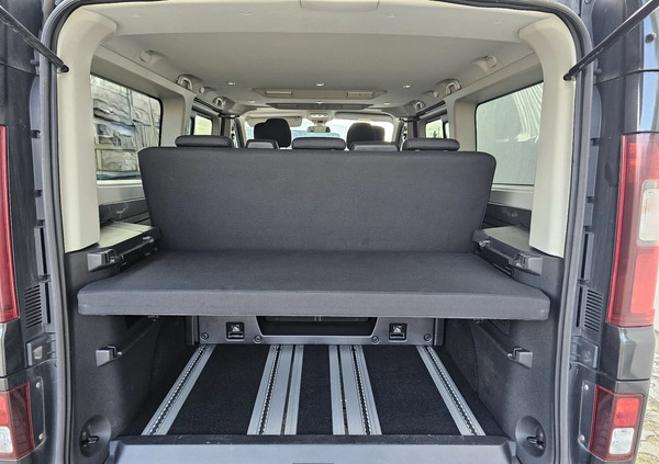Renault Trafic cena 141000 przebieg: 155800, rok produkcji 2019 z Kutno małe 742